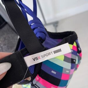Victoria Secret 2 Women's Sport Bras